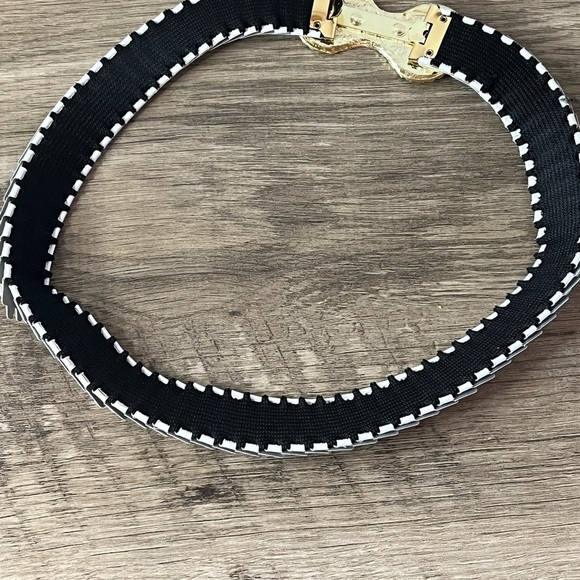 Vintage White Dragon Scale Metal Stretch Belt Gold Shell Buckle - Picture 9 of 9